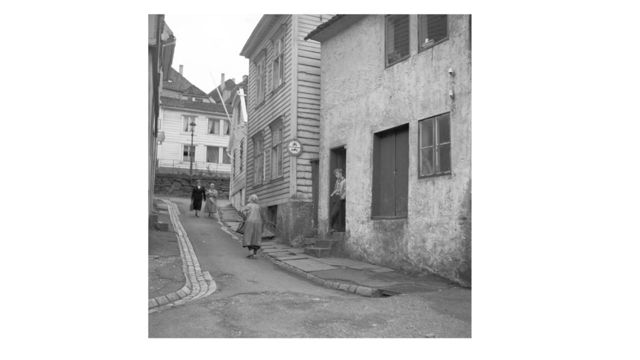 Behind Bryggen - Renovated - Budget Friendly Bergen Extérieur photo