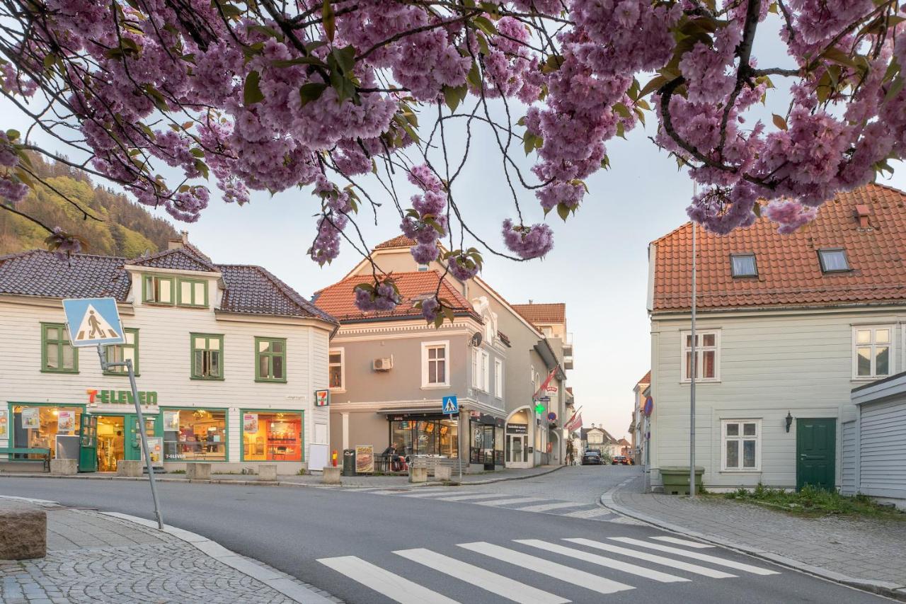Behind Bryggen - Renovated - Budget Friendly Bergen Extérieur photo